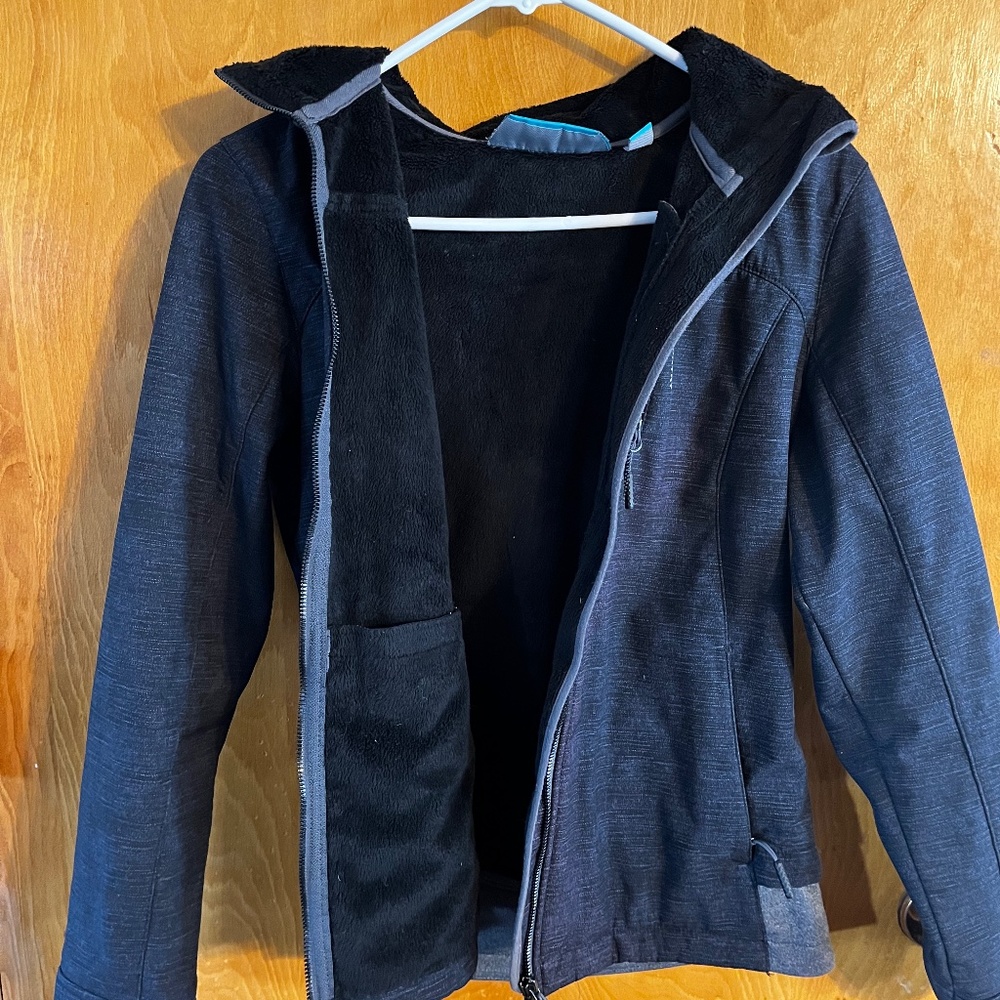 Free country water resistant jacket